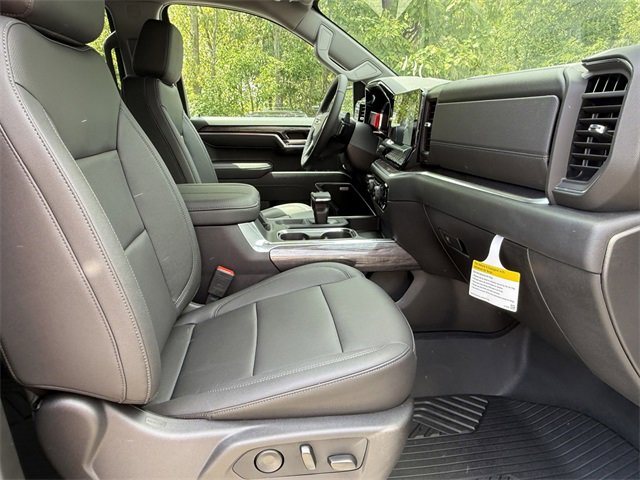 2026 Chevrolet Silverado 1500 LTZ photo 19