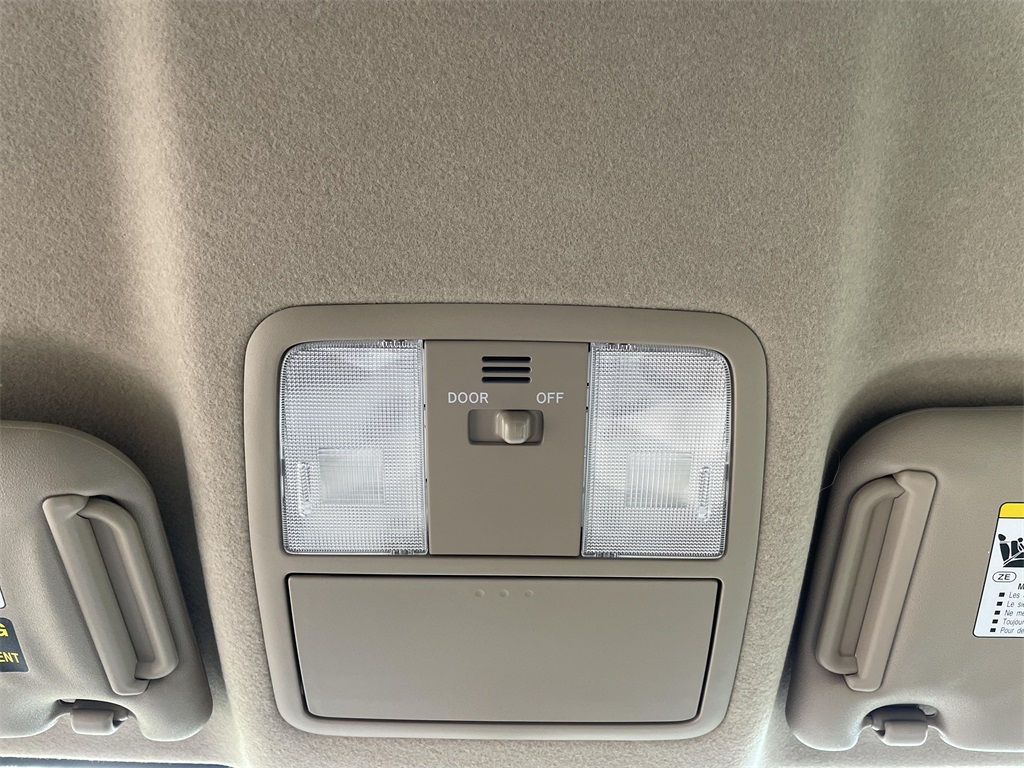 2012 Toyota RAV4 Base photo 25