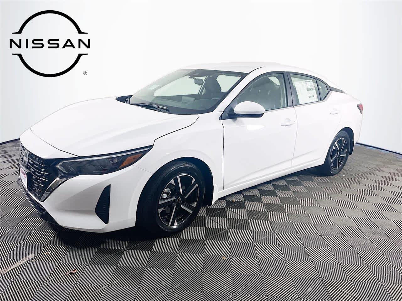 2025 Nissan Sentra SV's photo