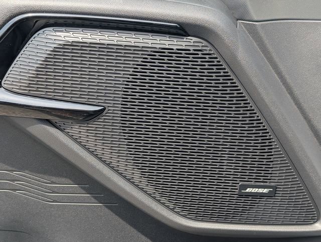 2025 Chevrolet Silverado EV LT photo 11