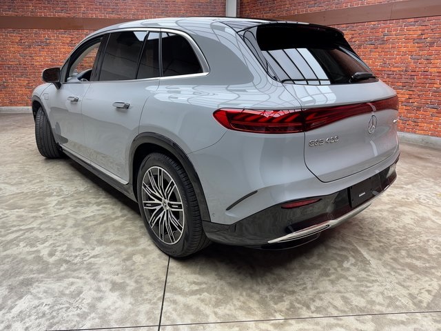 2026 Mercedes Benz EQS SUV 450 4MATIC photo 2