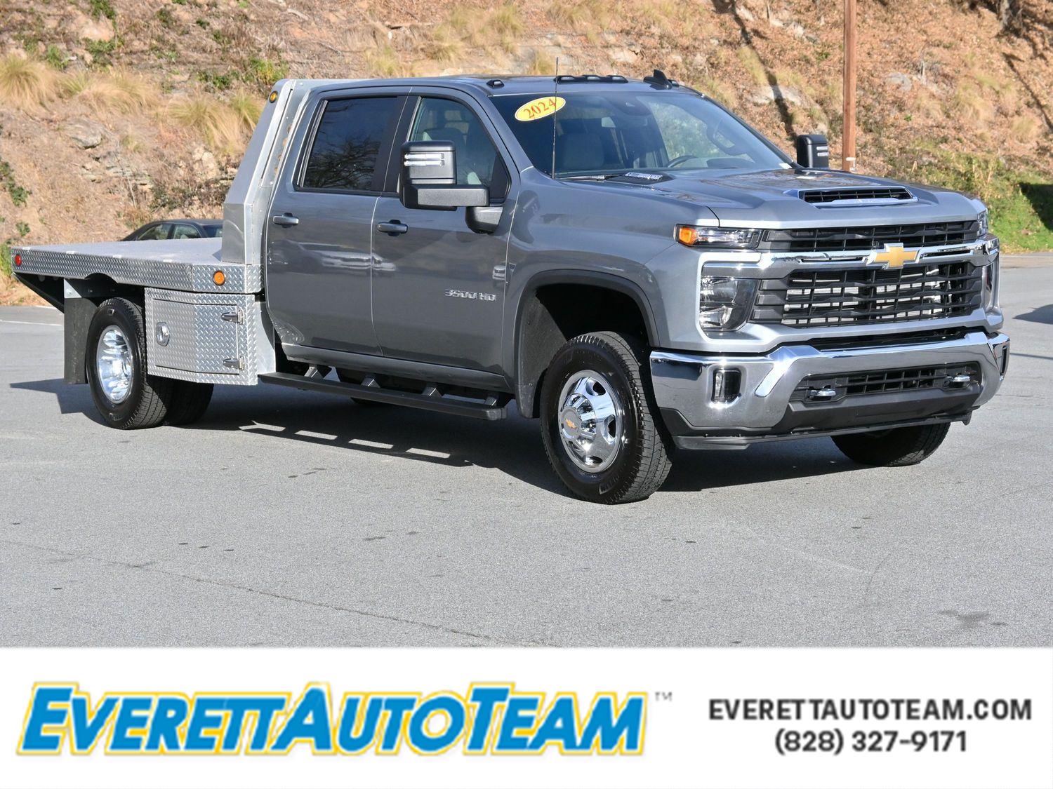 2024 Chevrolet Silverado HD LT's photo