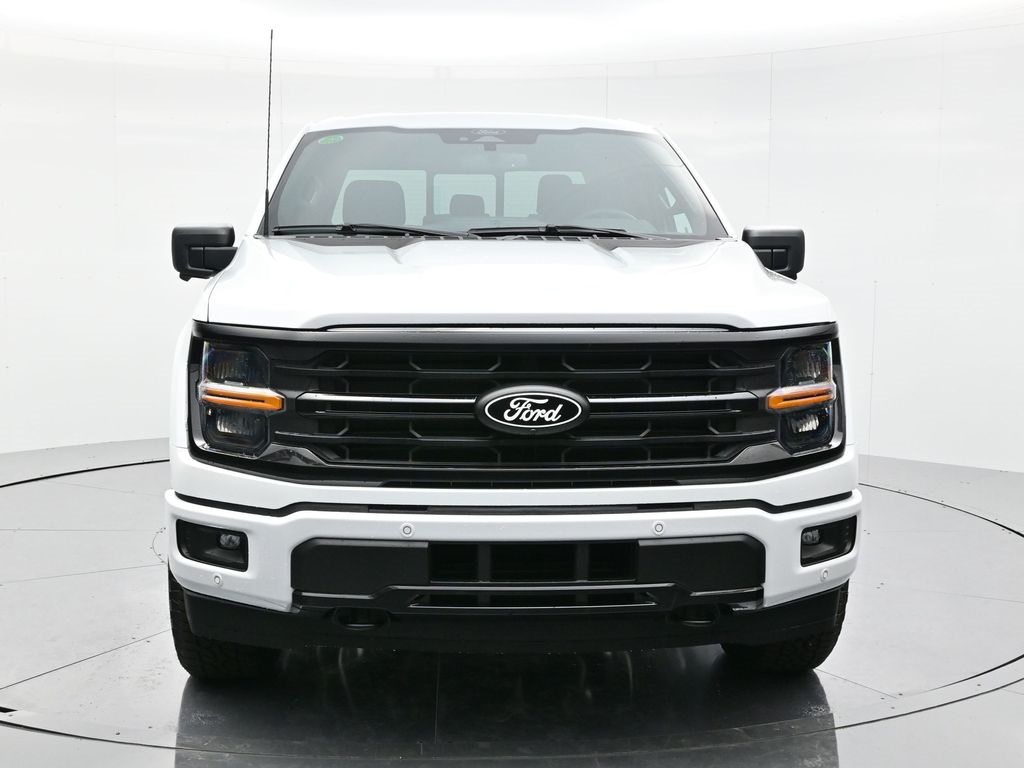2025 Ford F-150 XLT photo 2