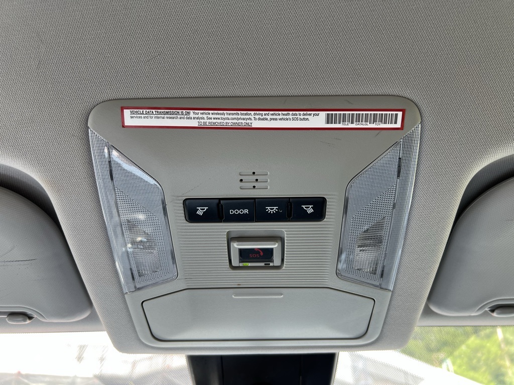 2021 Toyota RAV4 Hybrid LE photo 20