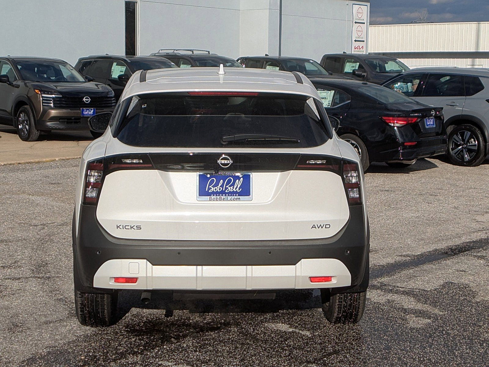 2025 Nissan Kicks SV photo 20