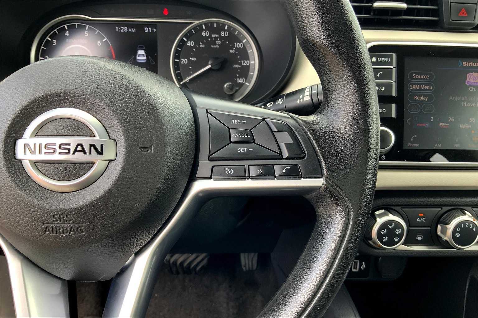 2021 Nissan Versa SV photo 20