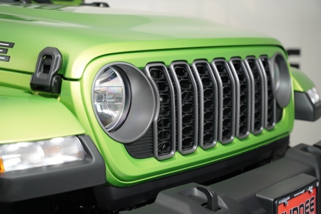 2025 Jeep Gladiator Sport photo 44