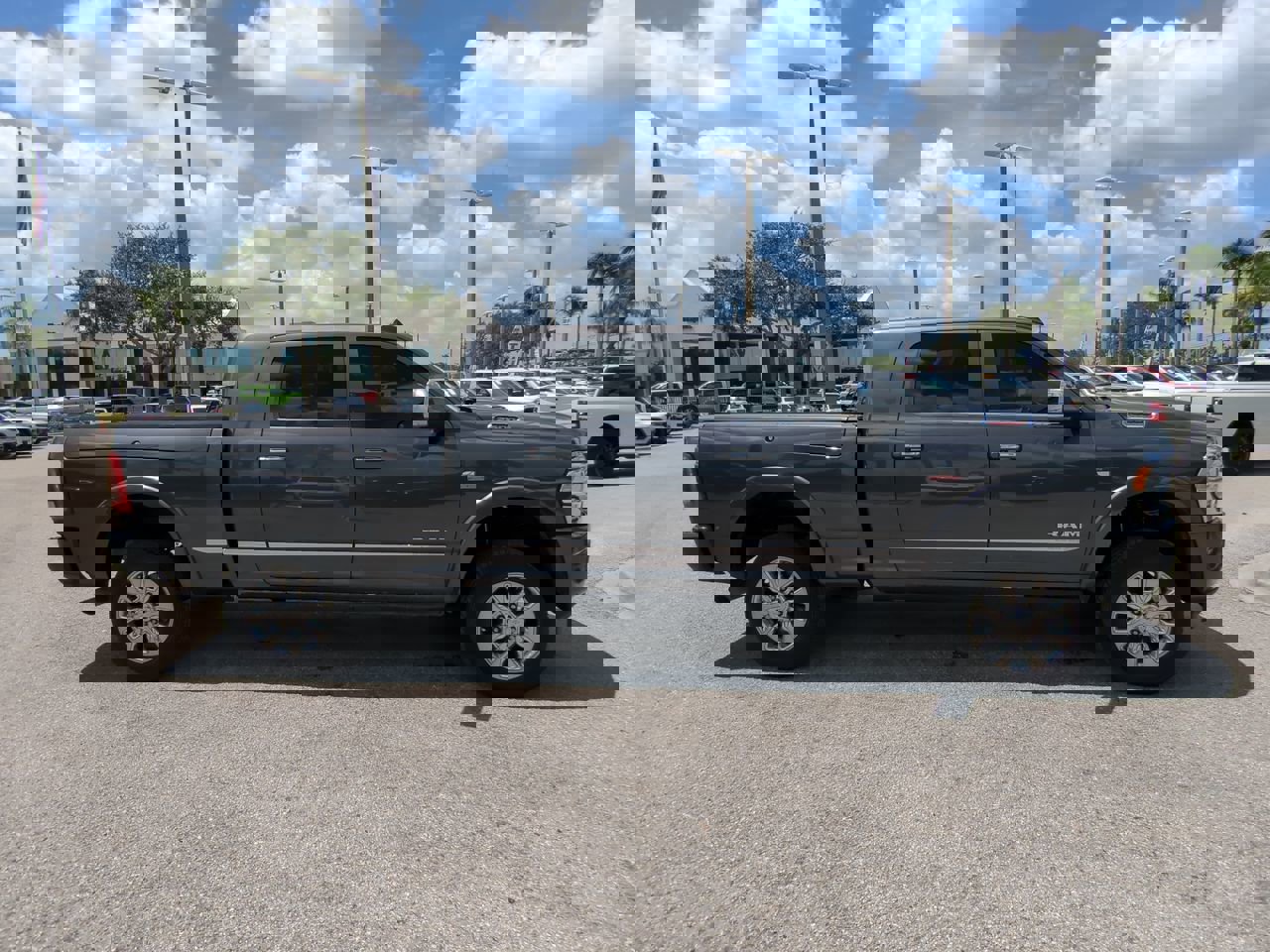 2019 Ram 2500 Limited photo 4