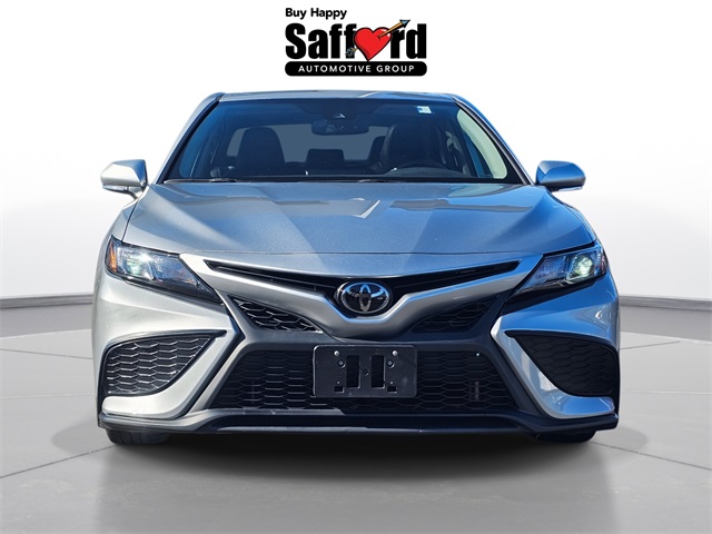 2022 Toyota Camry SE photo 2