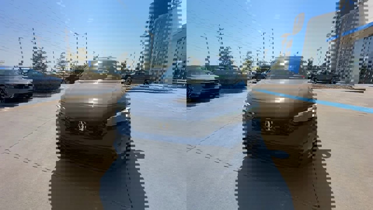 2026 Honda Civic Sport photo 3