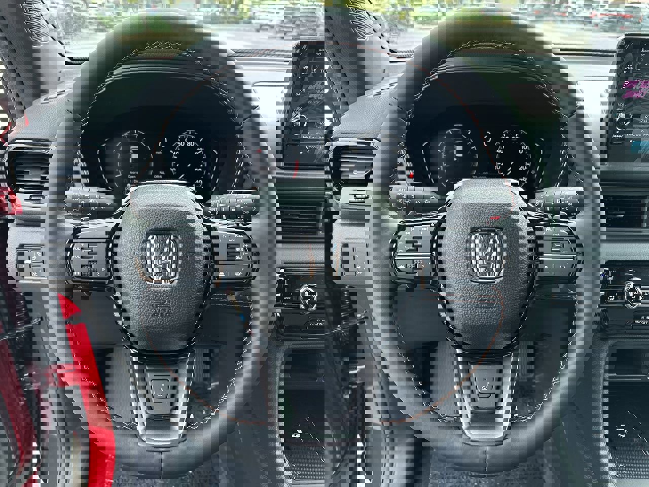 2025 Honda Pilot TrailSport photo 13