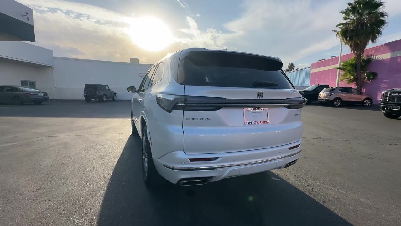 2025 Buick Enclave Avenir photo 45