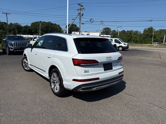 2022 Audi Q7 Premium Plus photo 5