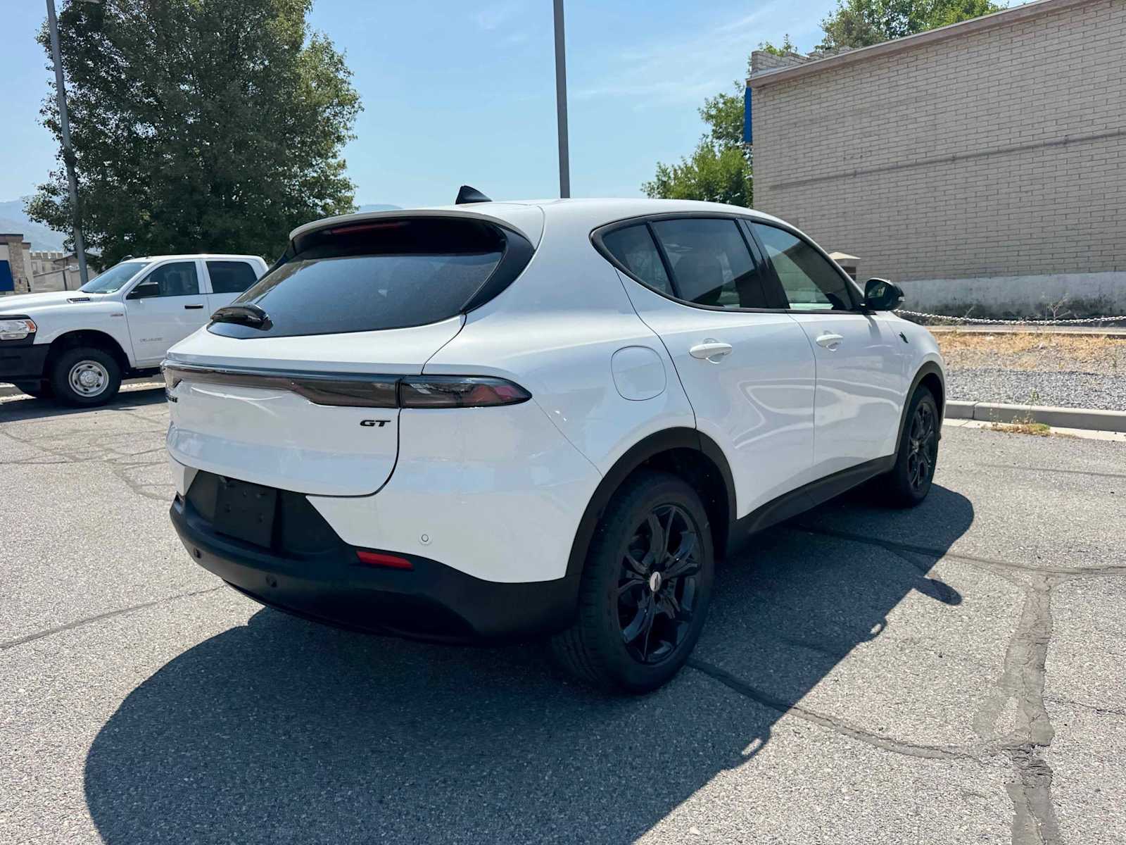 2025 Dodge Hornet GT photo 3