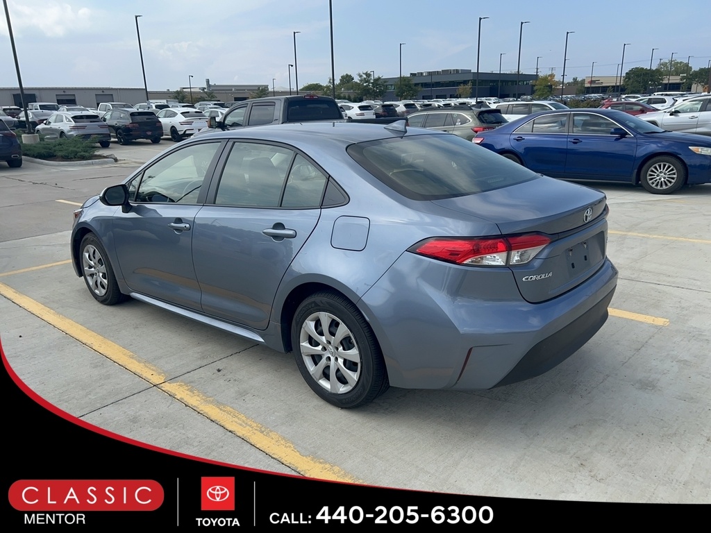 2023 Toyota Corolla SE XLE photo 2