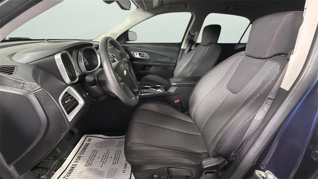 2016 Chevrolet Equinox LS photo 17