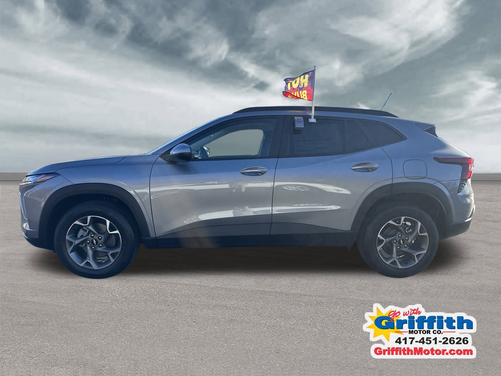 2026 Chevrolet Trax LT photo 2