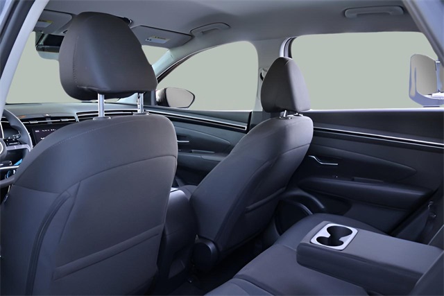 2024 Hyundai Tucson SE photo 3