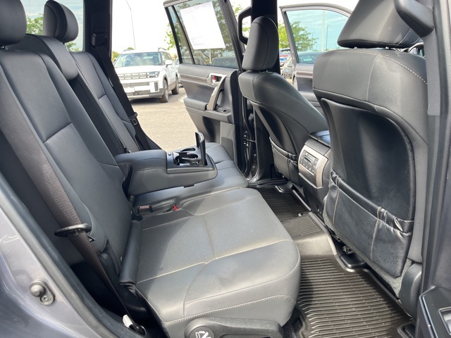 2022 Lexus GX 460 photo 25