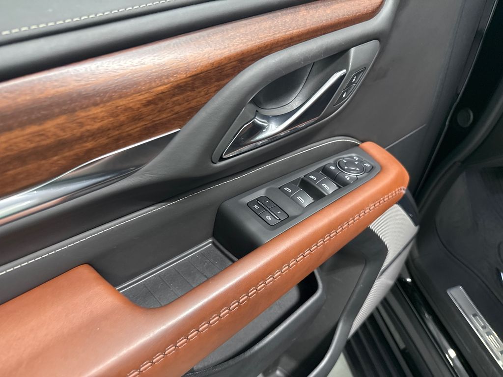 2024 Gmc Yukon XL Denali Ultimate photo 13