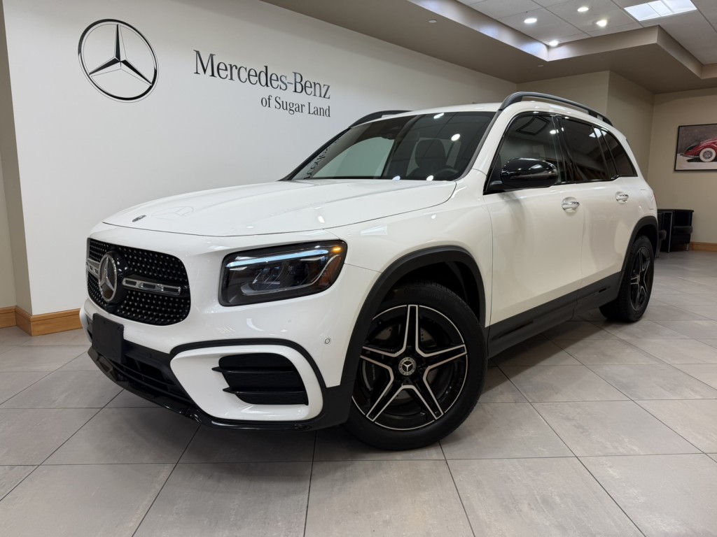 2024 Mercedes-Benz GLB Base's photo