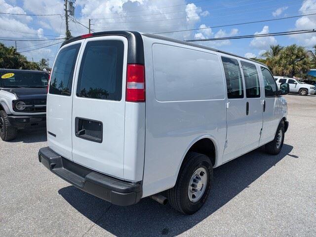 2021 Chevrolet Express Cargo Van 2500 photo 4