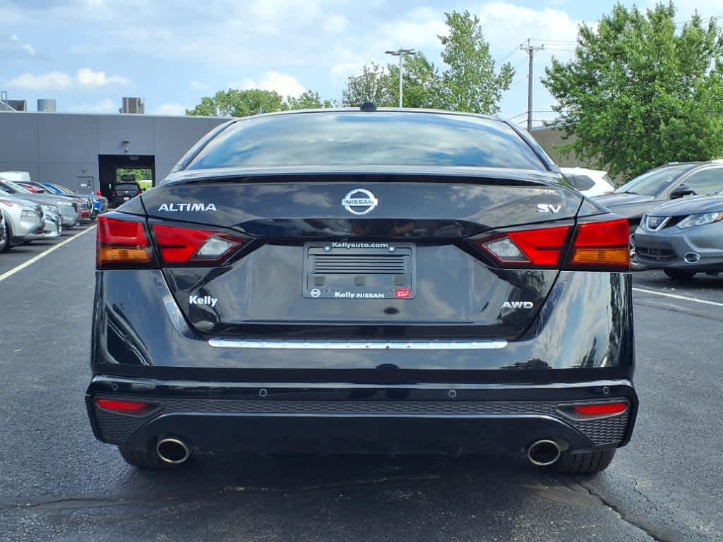 2022 Nissan Altima 2.5 SV photo 5