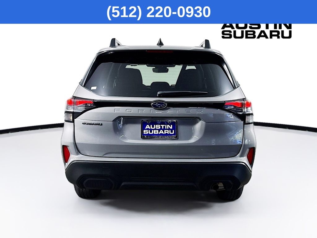 2025 Subaru Forester Premium photo 4