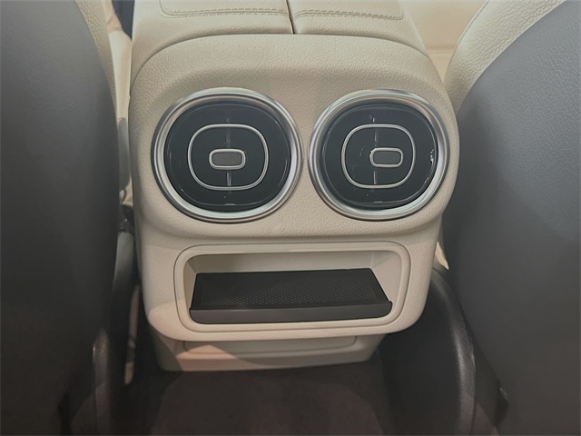 2026 Mercedes Benz GLC 300 4MATIC photo 25