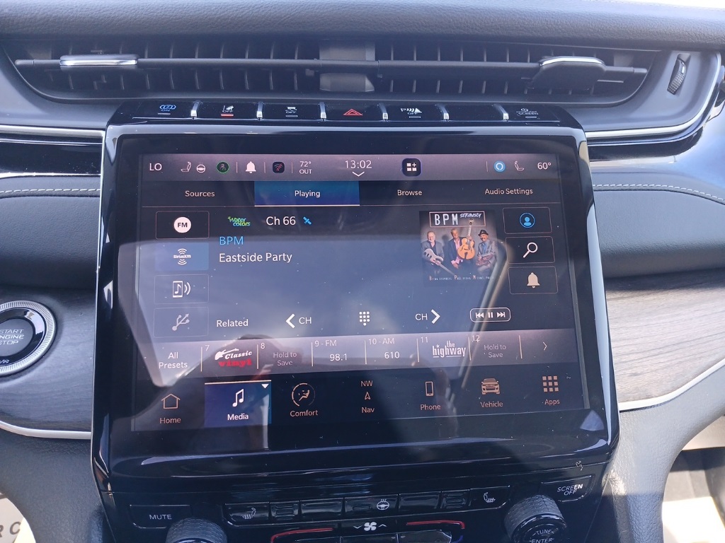 2024 Jeep Cherokee Limited 4xe photo 12