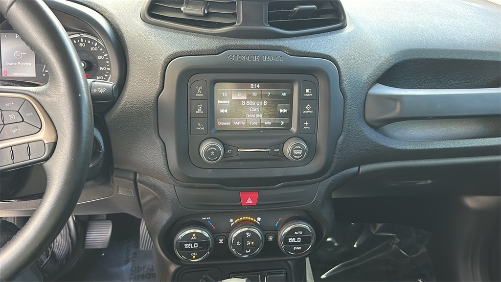2017 Jeep Renegade Latitude North Edition photo 23