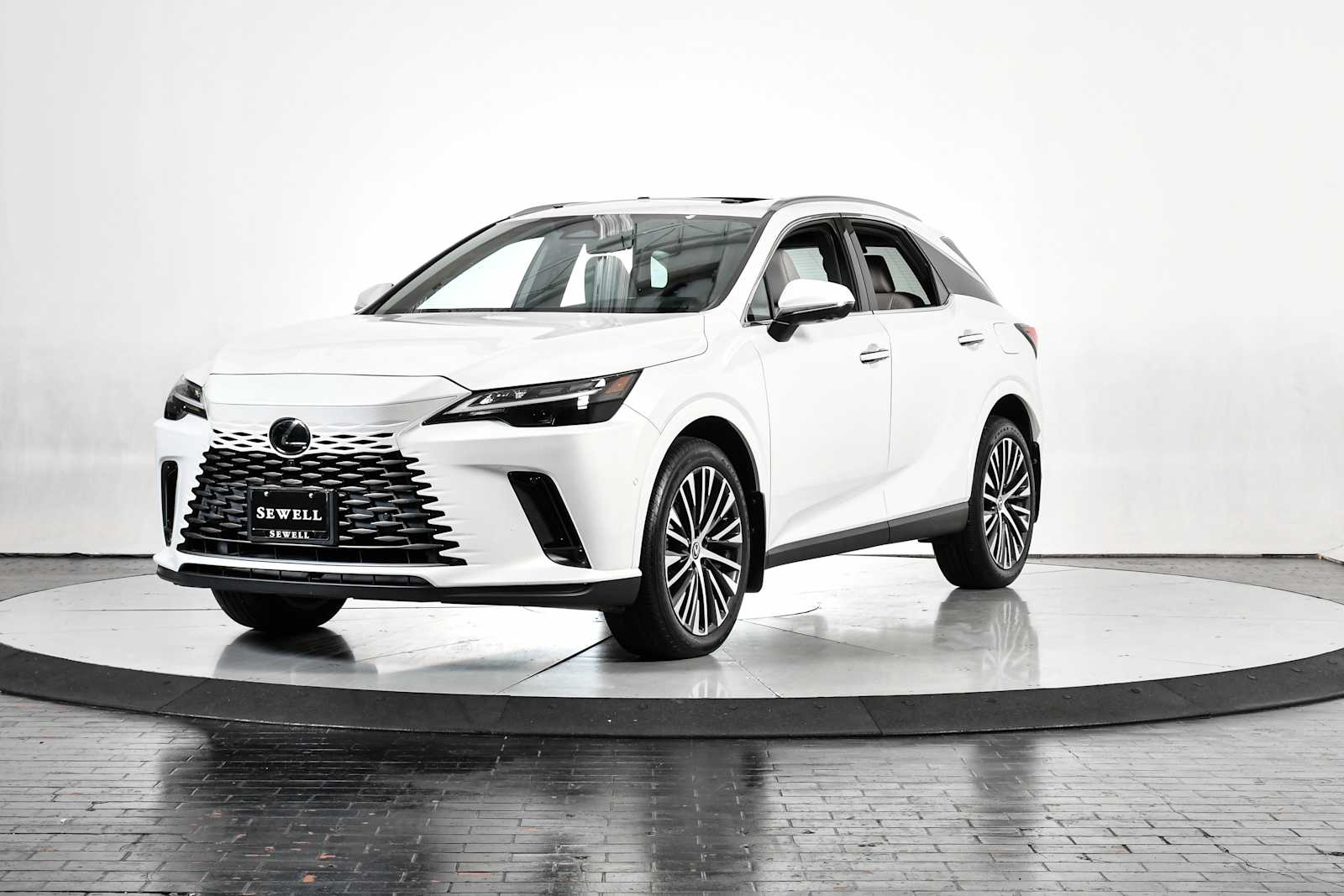 2024 Lexus RX 350's photo