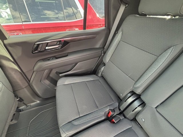 2025 Chevrolet Tahoe LS photo 17