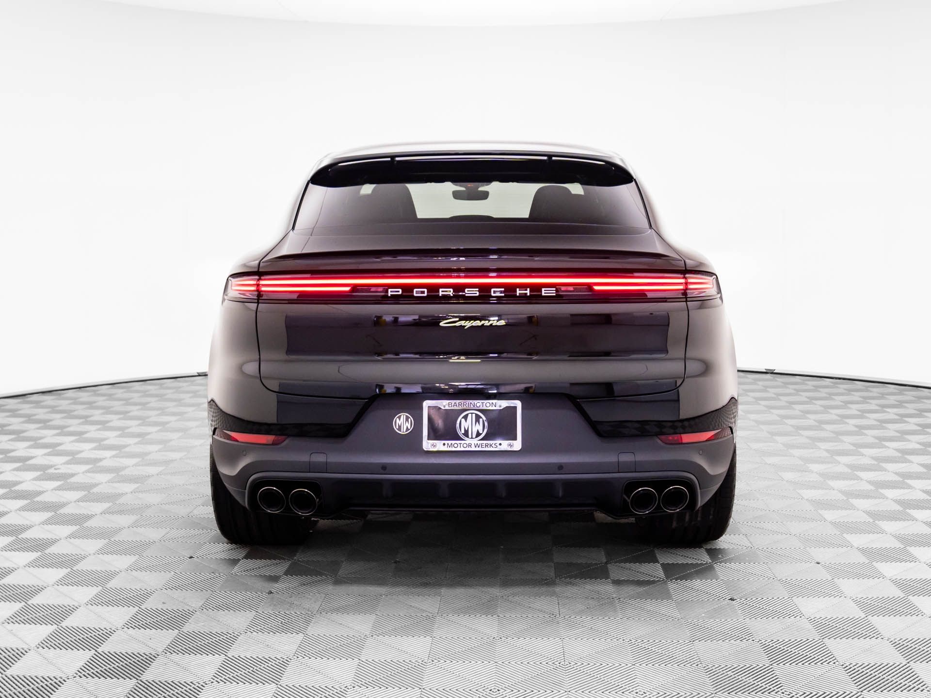 2025 Porsche Cayenne E-Hybrid Coupe photo 8