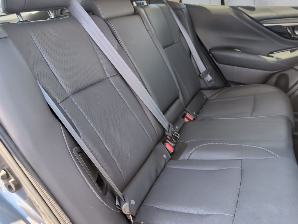 2025 Subaru Outback Limited XT photo 14