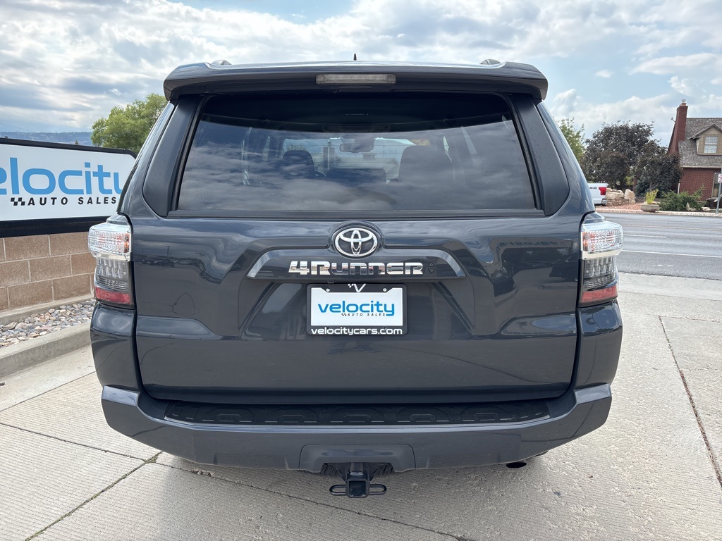 2024 Toyota 4Runner SR5 photo 5