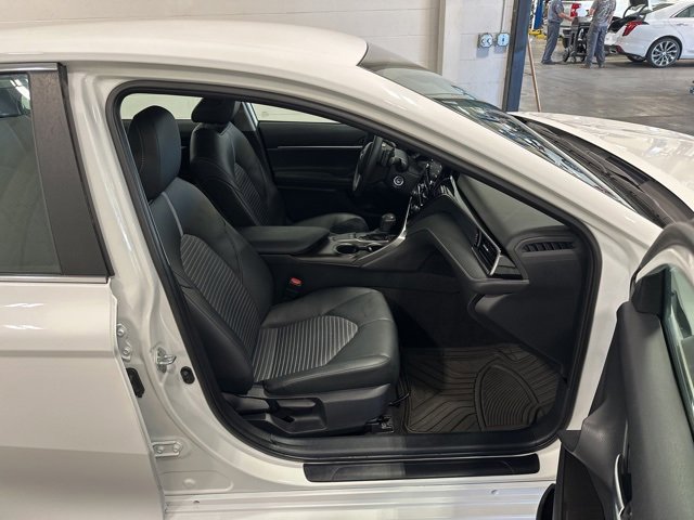 2024 Toyota Camry SE photo 11