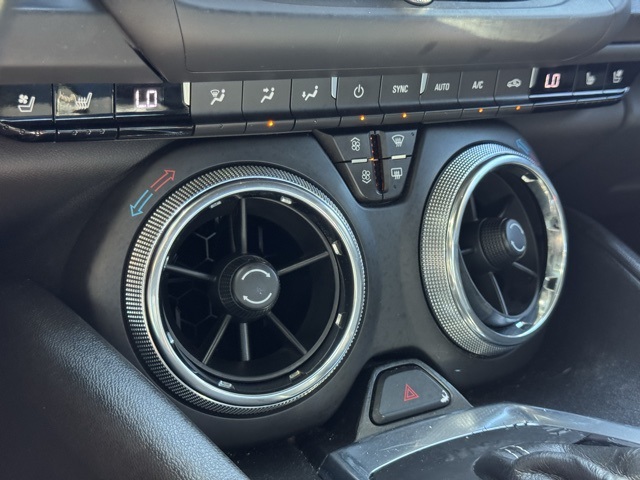 2017 Chevrolet Camaro 2LT photo 33