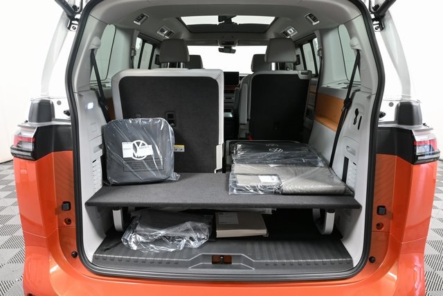 2025 Volkswagen ID. Buzz Pro Plus photo 24