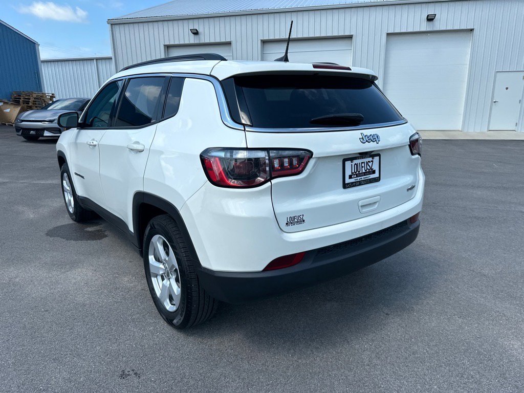 2021 Jeep Compass Latitude photo 5