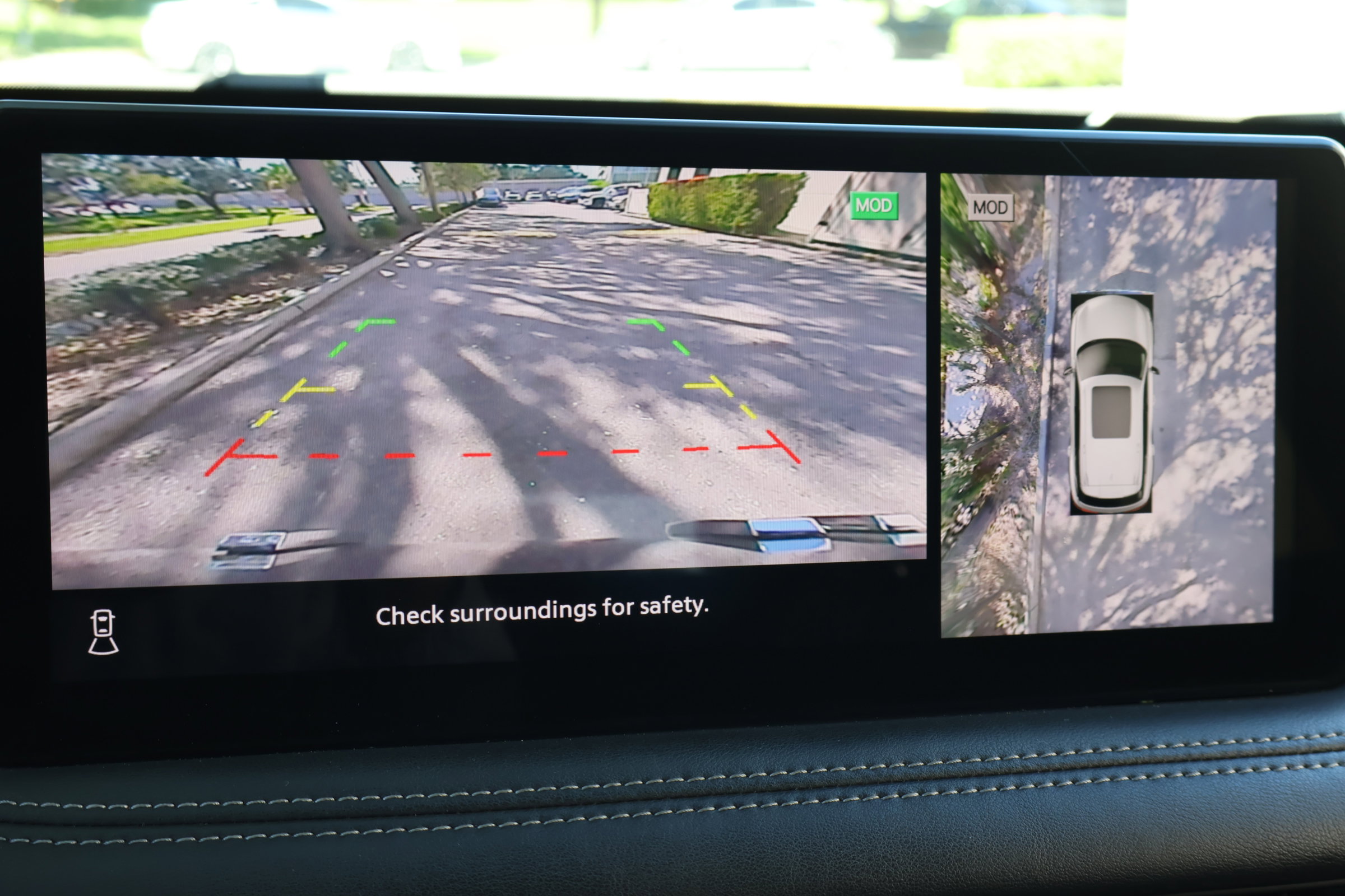 2023 Infiniti QX60 Luxe photo 4