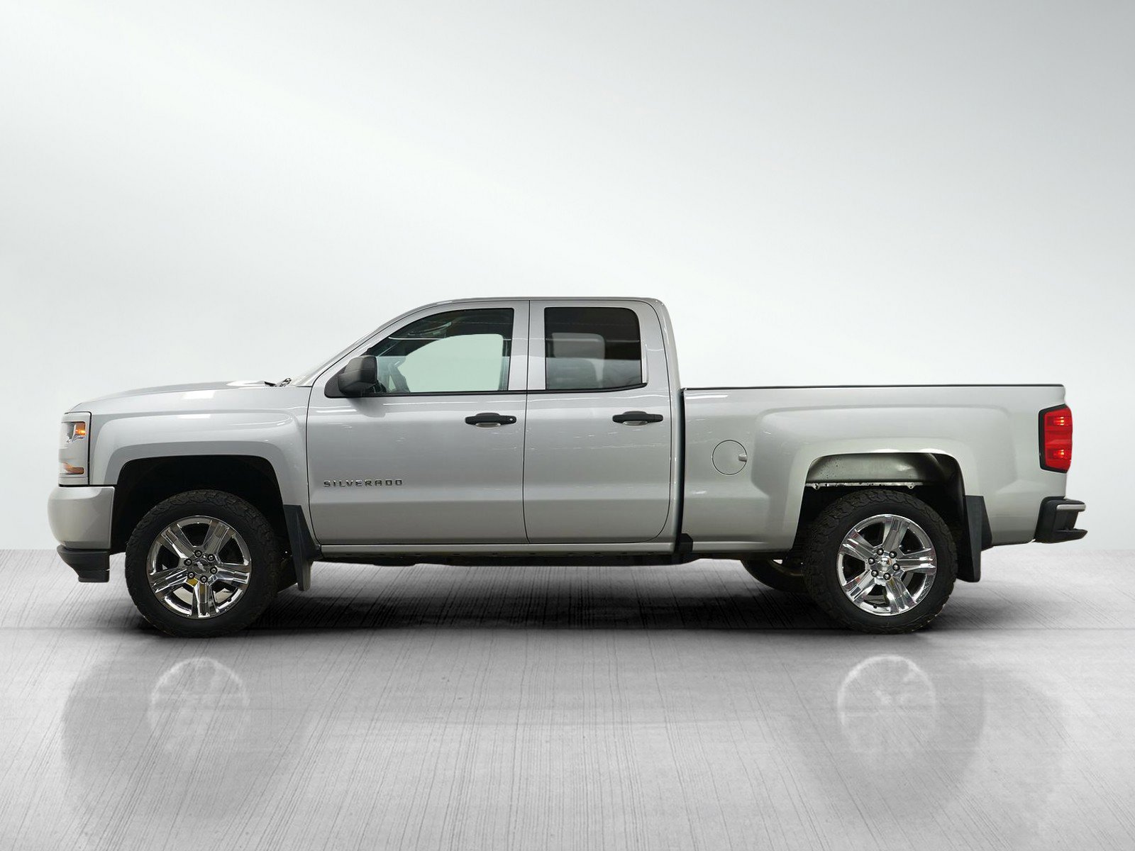 Used 2016 Chevrolet Silverado 1500 Custom with VIN 1GCVKPEC2GZ396093 for sale in Wayzata, Minnesota