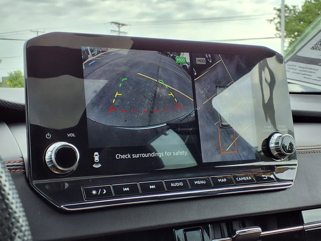 2023 Mitsubishi Outlander SEL photo 18