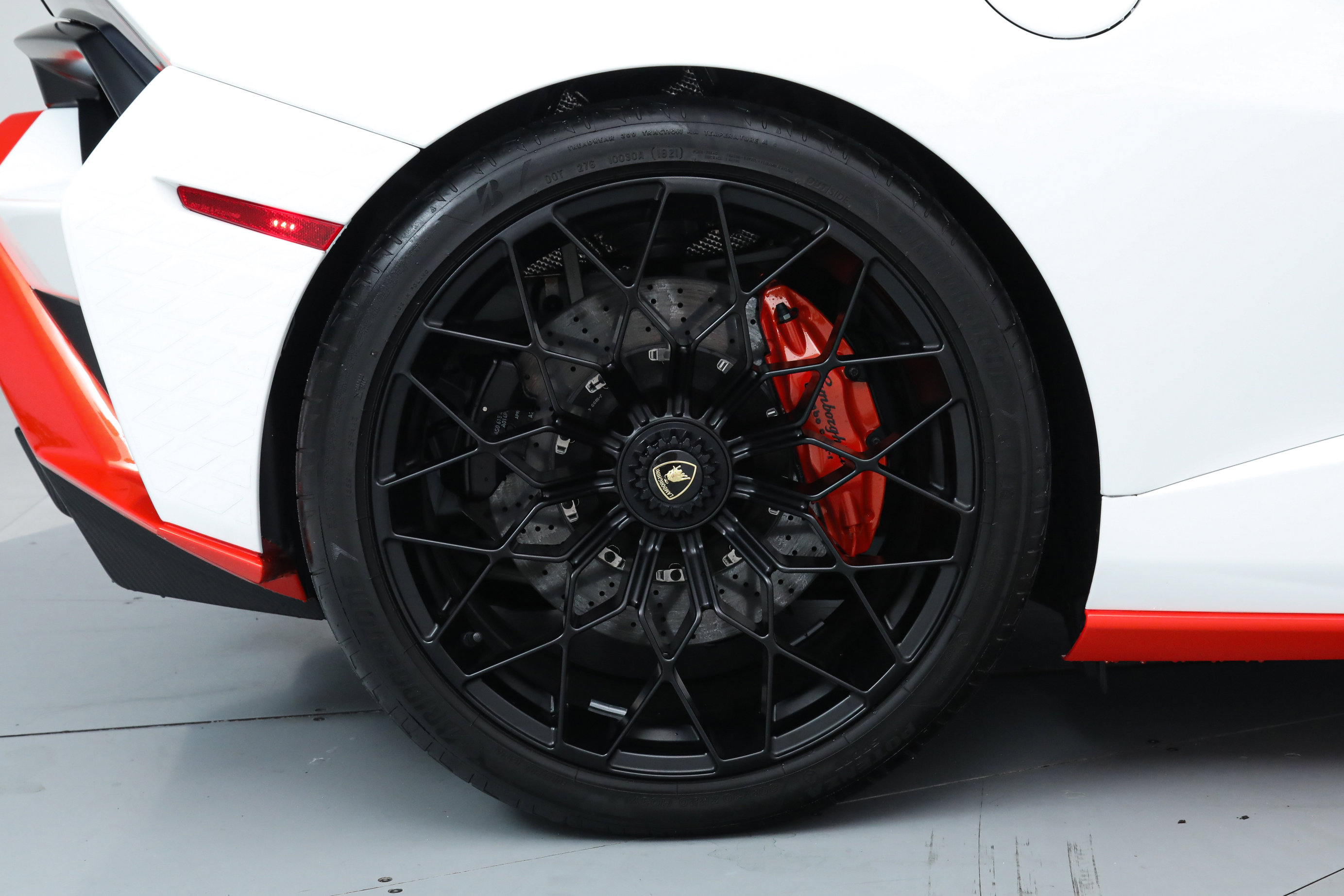 2022 Lamborghini Huracan STO photo 38