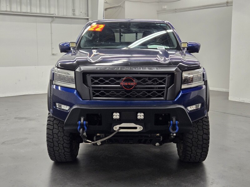 2022 Nissan Frontier PRO-4X photo 5