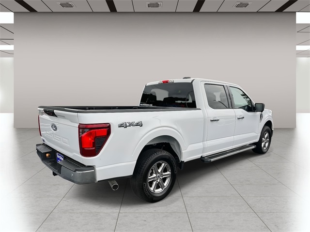 2024 Ford F-150 XLT photo 3