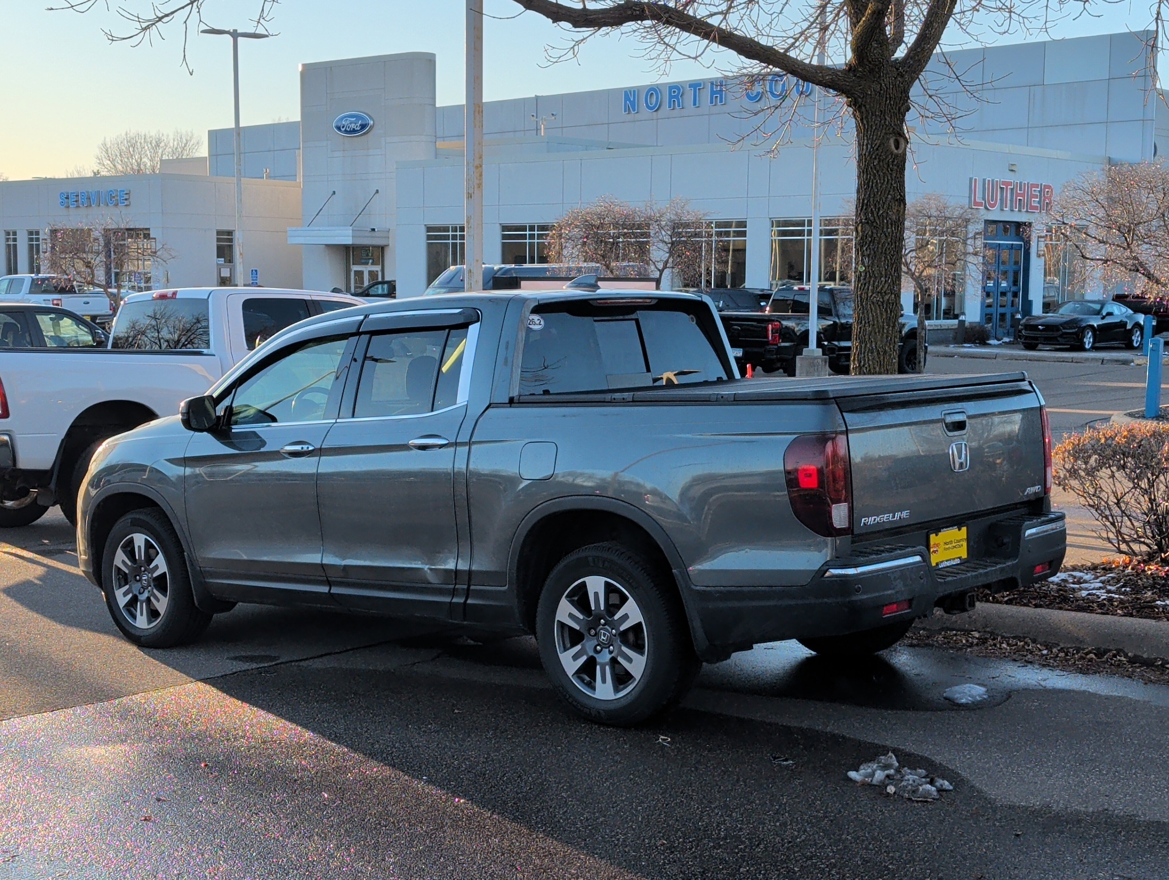 Used 2017 Honda Ridgeline RTL-E with VIN 5FPYK3F76HB038372 for sale in Coon Rapids, Minnesota