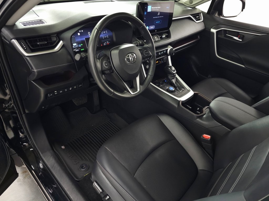 2024 TOYOTA RAV4 - Image 17