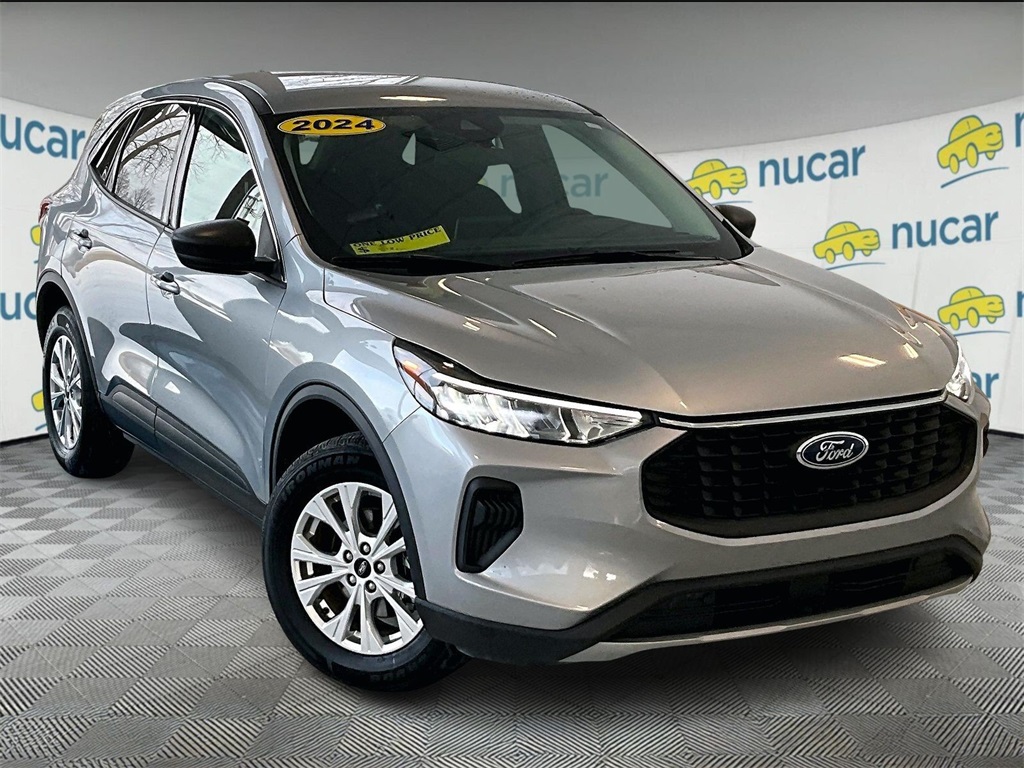 2024 Ford Escape Active's photo
