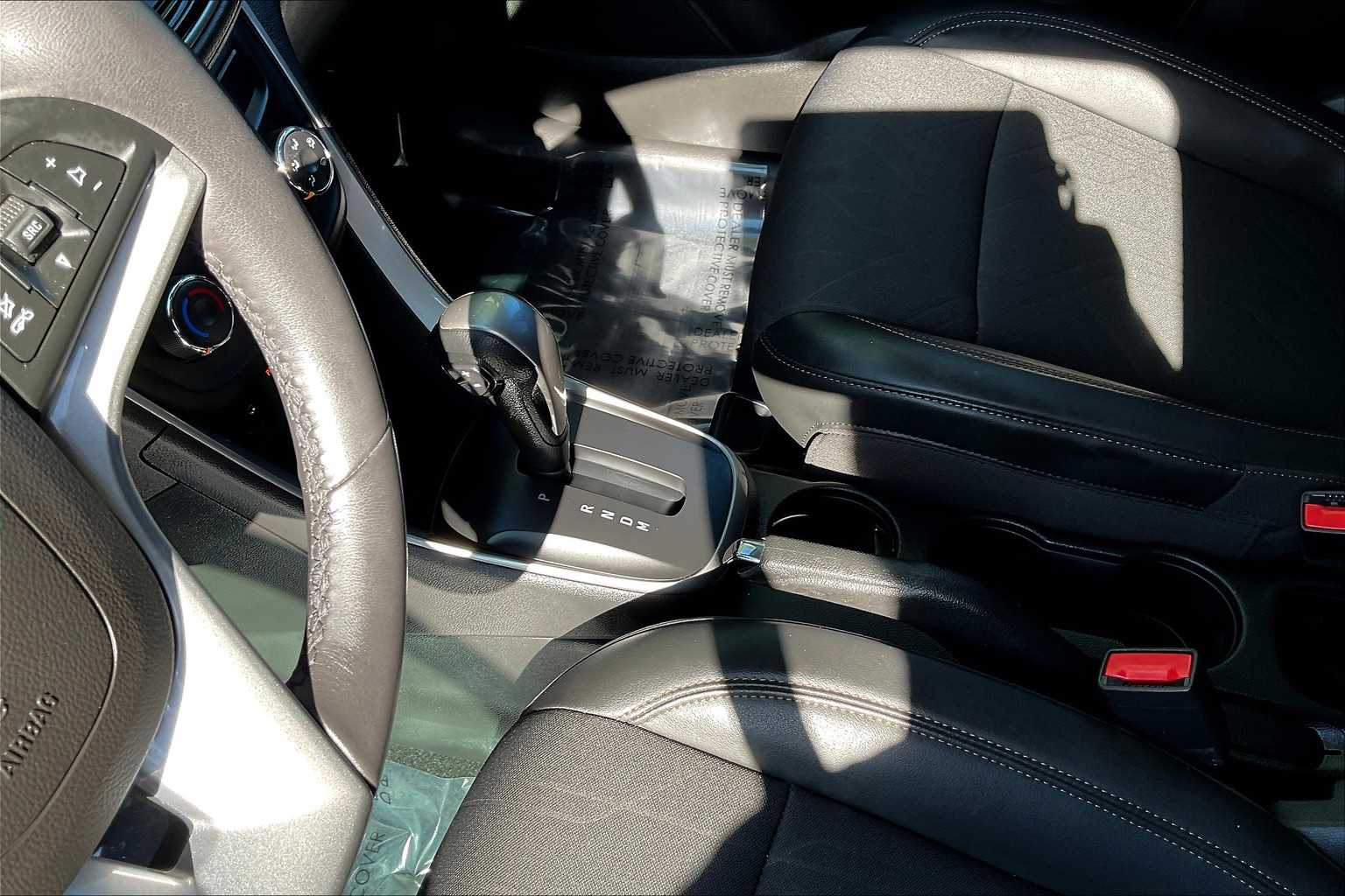 2021 Chevrolet Trax LT photo 16